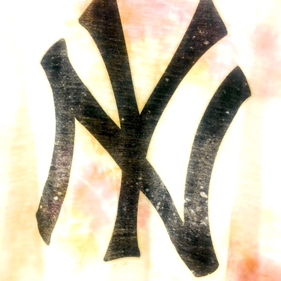 ❌SOLD❌🔥47🔥Distressed Tie Died SS T-Shirt-Measurements in Pics🔥 - Picture 2 of 14